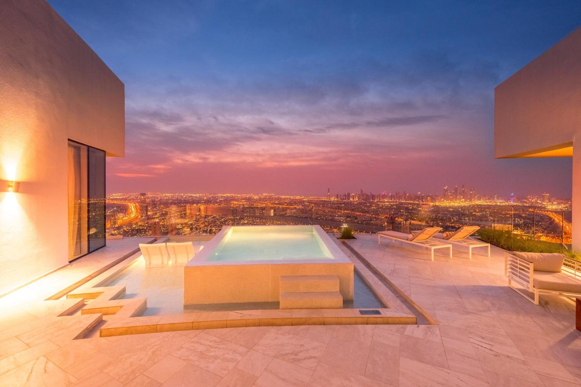 Five Jumeirah Village ดูไบ ภายนอก รูปภาพ The Skylight